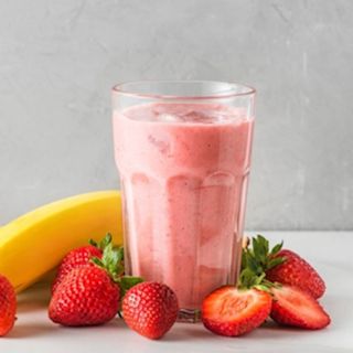 Смузи клубника банан 