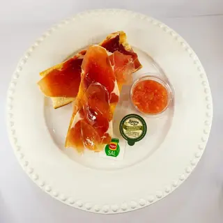 Tostada De Tomate Y Jamón