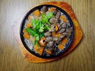 Потрошки жареные на жаровне