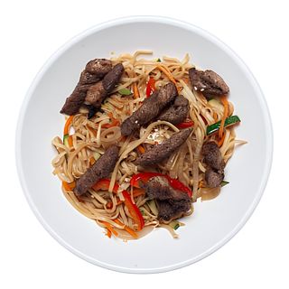 Лапша с говядиной WOK