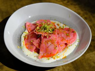 Вареники з полуницею та ванільним лабнем (300g)