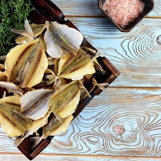 Yellow Minke Whale 100g