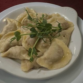 Вареники з картоплею  з вершковим маслом ( 250г)