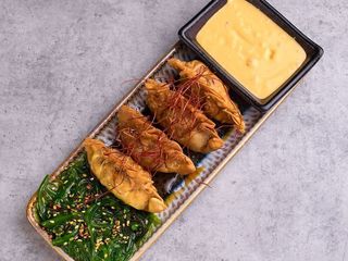 Pierożki Gyoza z wieprzowiną 4 szt.