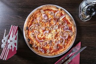 Pizza Tonno e Cipolla