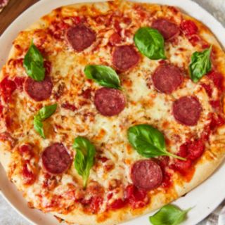 Pizza Salami (28 Cm.)
