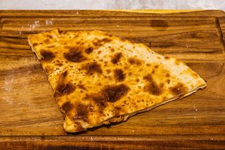 Pizza sandwich cu bacon