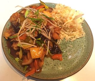 Kurczak słodko kwaśny z ananasem