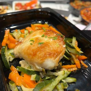 Bacallà gratinat amb muselina i verdures