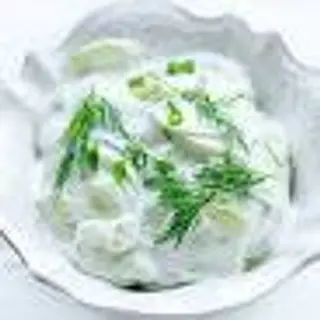Mizeria ze śmietaną i cebulką 200g