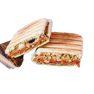 Viande Hachée,salade,tomate,maypnnaise