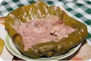 All food with beef in groundnuts luwombo 