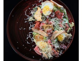 Салат А-ля Цезар (300г)
