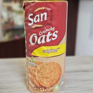 Бисквити с овесени ядки SAN