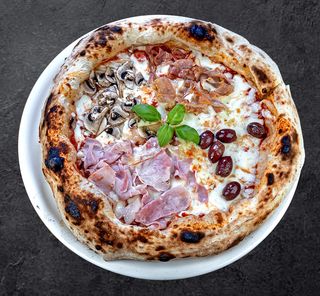 Пица куатро стаджони (450г)