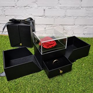 Joyero con rosa preservada