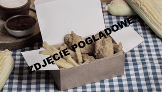 5 Nuggetsów z frytkami i soczkiem