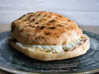 Pogača sa kajmakom