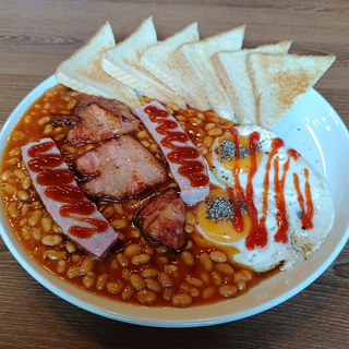 ANGIELSKIE ŚNIADANIE CAŁODOBOWE - ALL-DAY ENGLISH BREAKFAST 