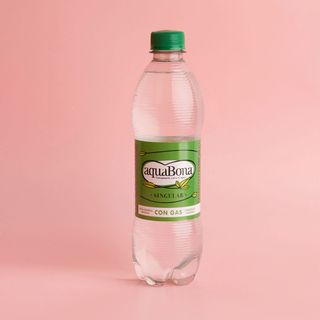 AGUA CON GAS