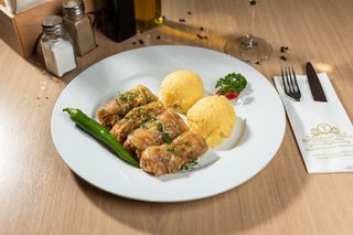 Sarmale cu ciuperci și mămăligă