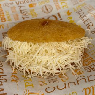 Arepa  con  Queso y mantequilla (1 Ud.)