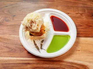 Cheese Vadapav