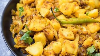 Alu Bhujia