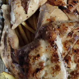 Pollo asado + papas 