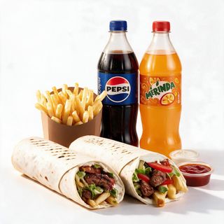 2 Kebab de vită mic + 1 Cartofi pai + 2 Băuturi la alegere