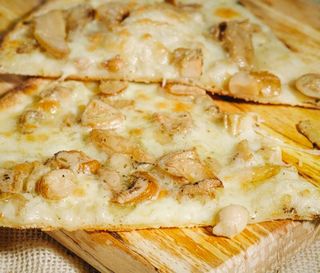 Pizza porcini al spicchio 