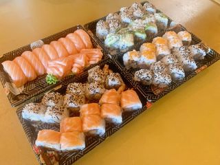 Sushi party 69 pezzi