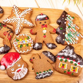 Домашни коледни сладки (200г)