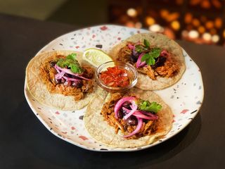 Tacos De Cochinita Pibil (3 Uds.)