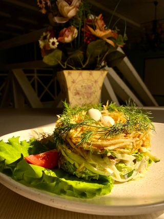 Салат "Перепелкино гнездо"