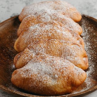 LANGOS CU BRANZA DULCE