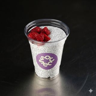 ჩიას პუდინგი ქოქოსის რძითა და კენკრით/ბანანით