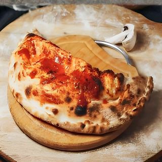 CALZONE