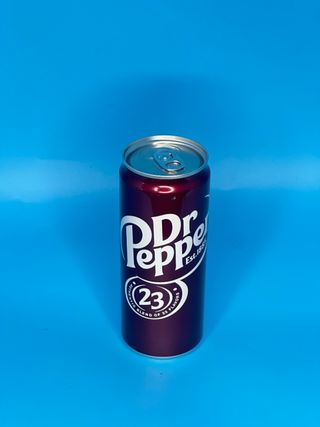 Напій газований Dr.Pepper Regulas з/б 0.33л ***НОВИНКА***