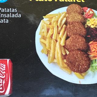 Plato  ( Plato falafel +patata + ensalada + bebida (330 ml.)