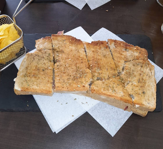 Tosta de Fiambre de Perú