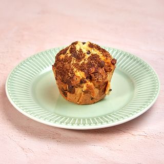 Muffin sa orahom, čokoladom i cimetom