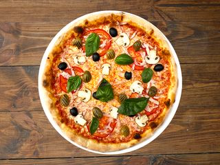 Піца Капрічоза