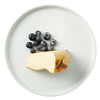 Cheesecake San-Sebastian cu fistic