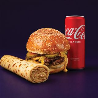 Cheeseburger double + palačinka eurocrem + coca cola