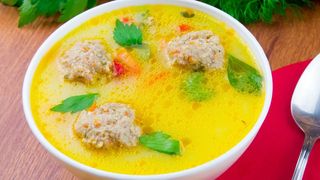 Ciorba de perisoare radauteana