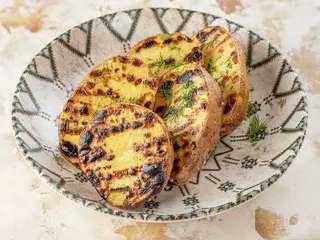 Картопля запечена на мангалі (300g)