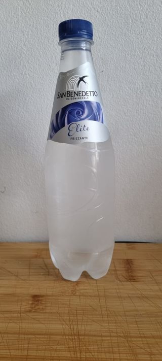 Agua Con Gas (330 Ml.)