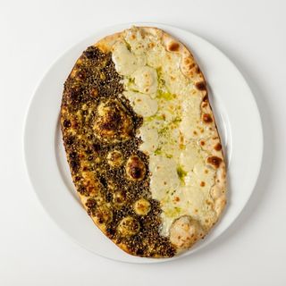 Pizza De Zaatar Y Queso (22 Cm.)