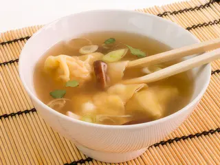 105. Sopa De Pollo Con Fideos